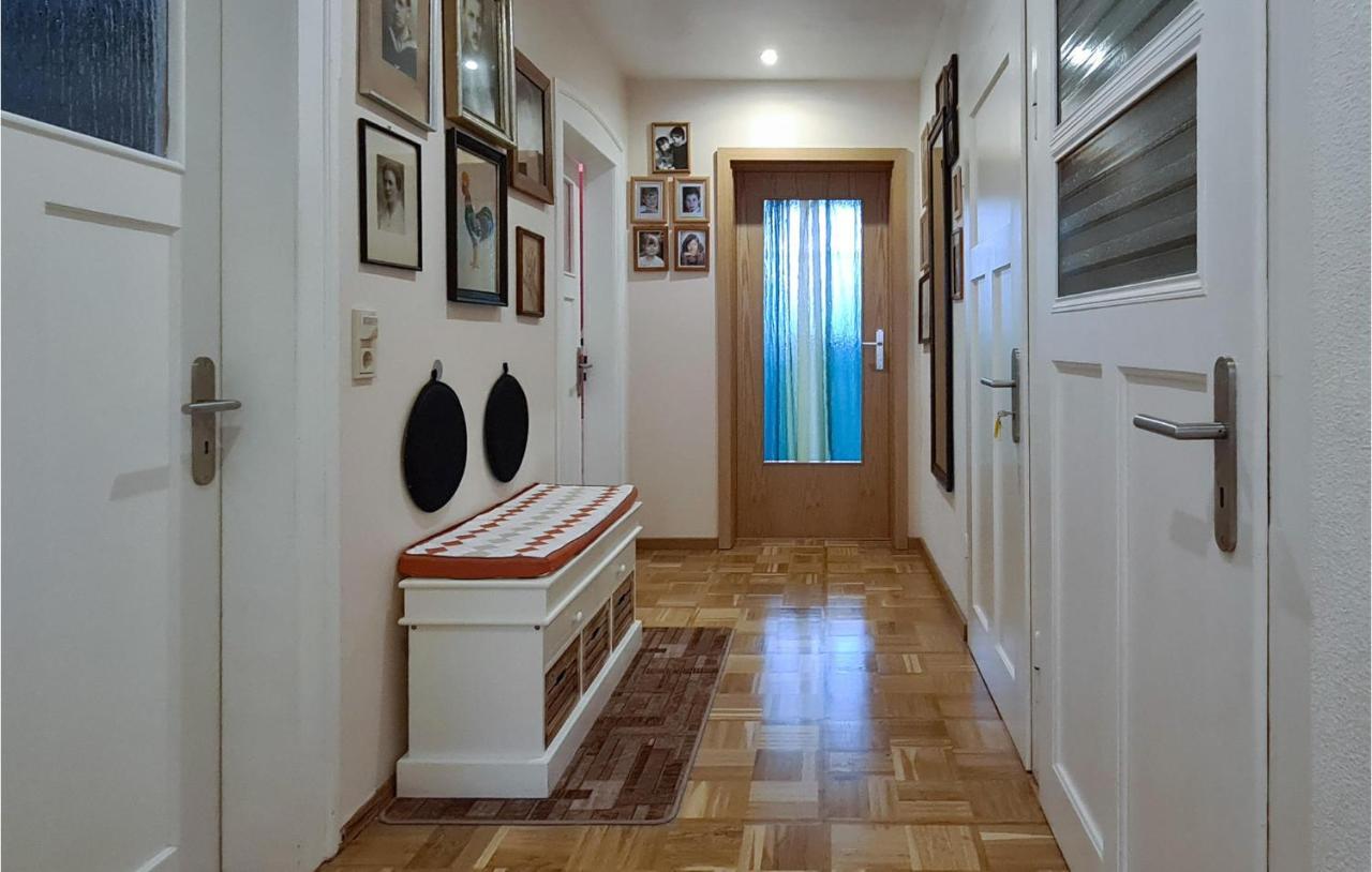 2 Bedroom Cozy Apartment In Suhl Exterior photo